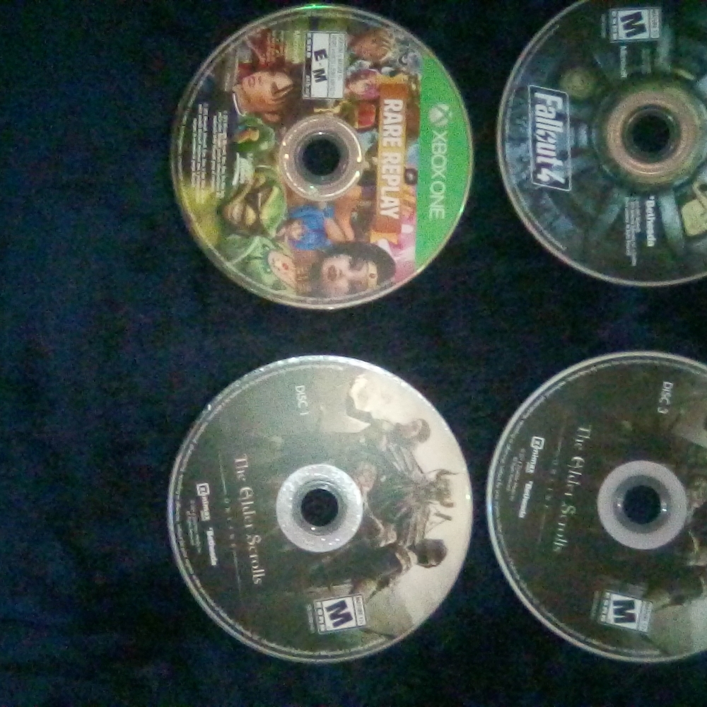 Xbox One Video Game Collection - Black Discs